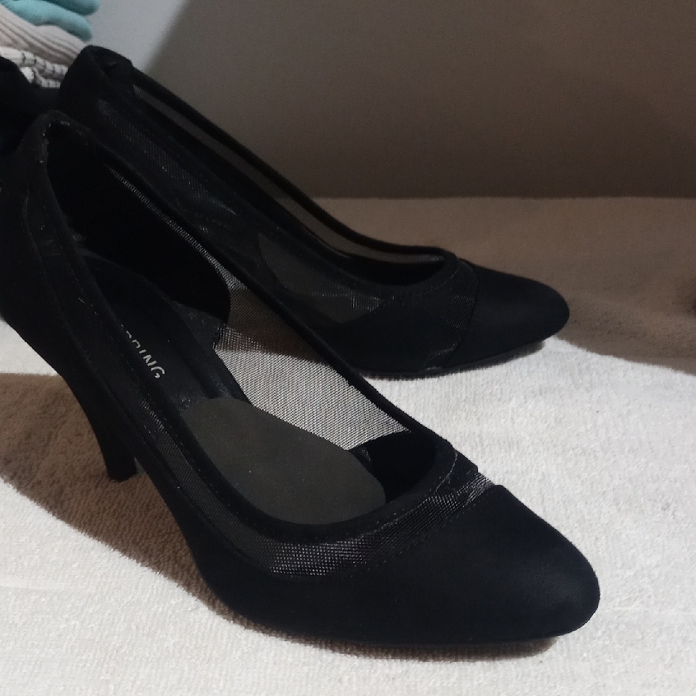 Call It Spring Heels - Picture 2 of 4
